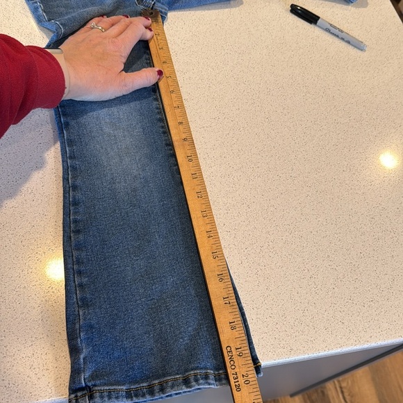 Jumping Beans flair jeans size 6 - from kohls - like new - Picture 11 of 12